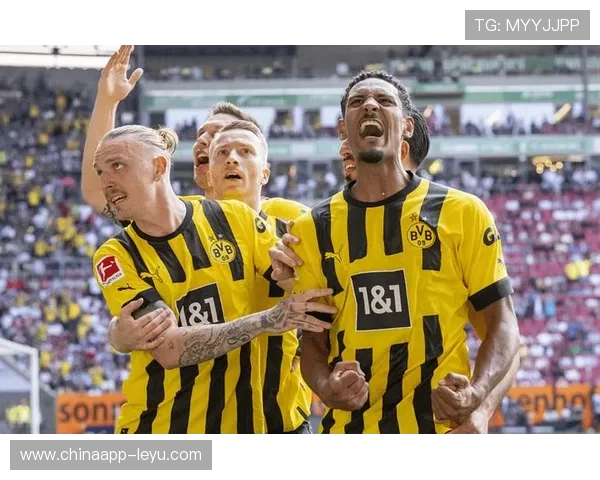 从多特蒙德到职场困境：传奇队长拉姆的智慧，如何改变一个后卫的人生？