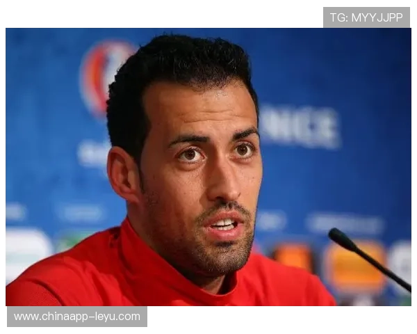 从剪辑集锦到讲述故事：体育记者张涛如何借布斯克茨战术分析，突破内容创作瓶颈？