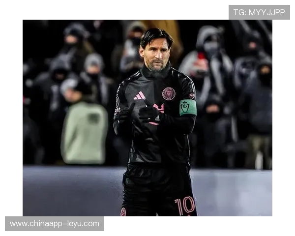 梅西全场闪耀，率队逆转取胜彰显巨星风采