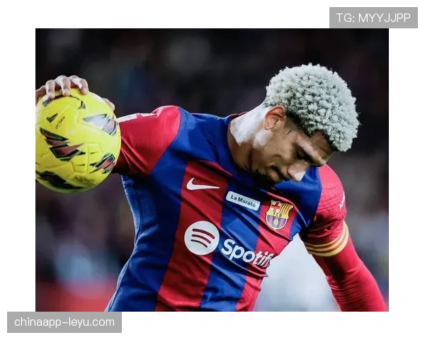 巴萨大胆战术革新,强势信号昭示新赛季重返巅峰 巴萨大胆战术革新,强势信号昭示新赛季重返巅峰