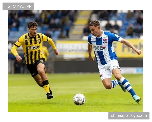 兹沃勒阵容深度解析：新赛季前景可期，关键球员表现稳健成取胜关键