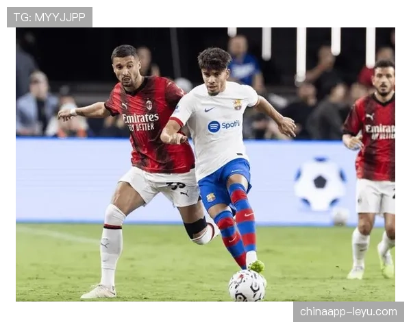 巴尔科拉左路与右路角色适配差异：跑位平衡与空间转换